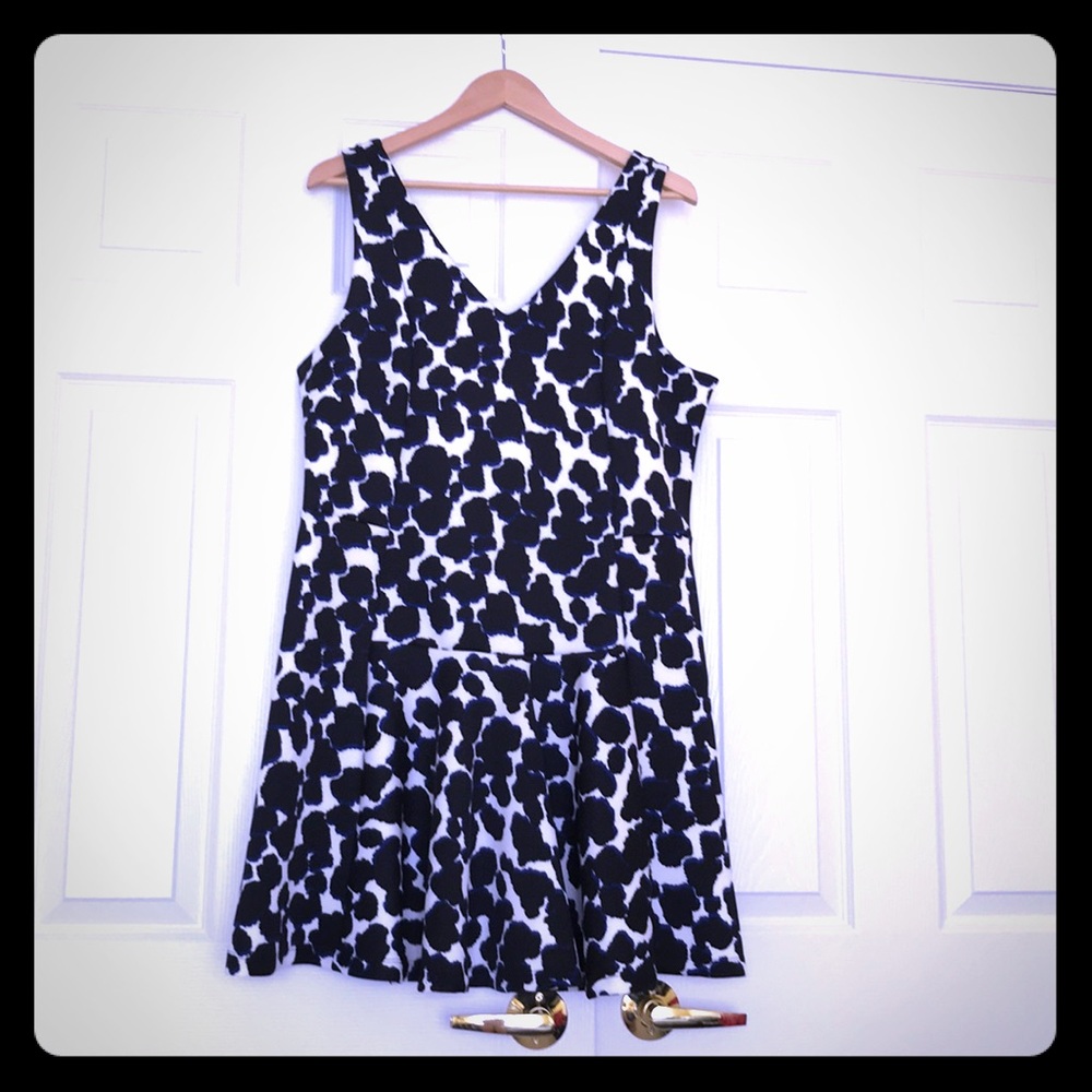 Sleeveless dress, size XL, worn once